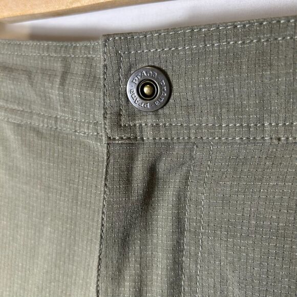 Prana Hybridizer Sage Green Rip Stop Flat Front Active Shorts Sz 34 X 10 - Picture 7 of 16